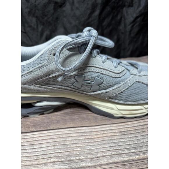 Under Armour Sneakers Mens5/Women 6.5 Gray Running Shoes - Picture 2 of 9